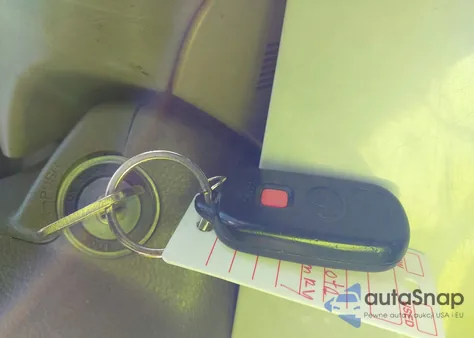 2005 Toyota Camry Le из США, поврежденный, VIN 4T1BE32K85U521358